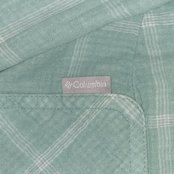 ❄️ XS | Columbia | Plaid Long Sleeved Button Down Shirt - Picture 3 of 6